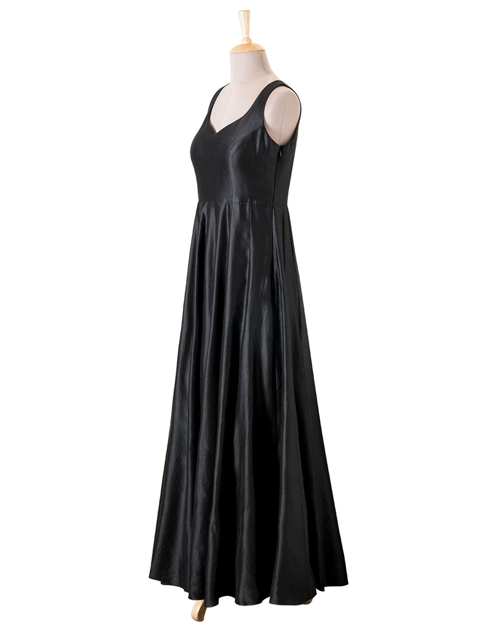 Black Chanderi Gown | Designer Gowns Online In Mumbai - ANJ